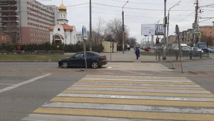 В Астрахани автоледи сбила двух девушек на пешеходном переходе 