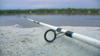 На Петровской набережной в Астрахани утонул мужчина