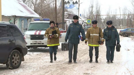 Астраханские дознаватели МЧС России отмечают свой профессиональный праздник