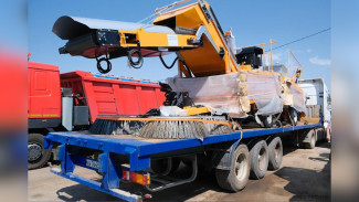 На астраханские улицы вышла новая спецтехника