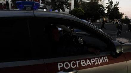 Росгвардейцы задержали астраханца за нападение с ножом на человека