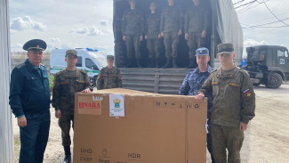 Астраханские таможенники передали в зону СВО почти 1 тысячу конфискованных телевизоров