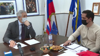 Леонид Огуль провёл тематическую встречу с астраханскими отцами-одиночками