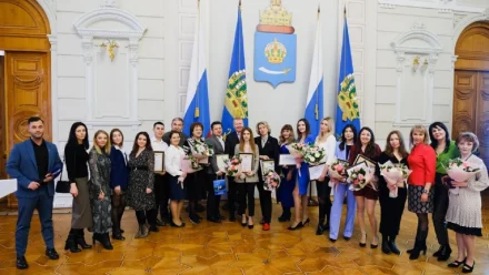 В День СМИ Астраханской области журналисты получили награды из рук губернатора 