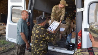 В Запорожскую область доставили гуманитарный груз для мобилизованных астраханцев