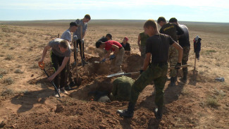 Как проходят экспедиции астраханских поисковиков в калмыцких степях