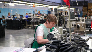 Астраханские производители обуви нашли замену импортным комплектующим