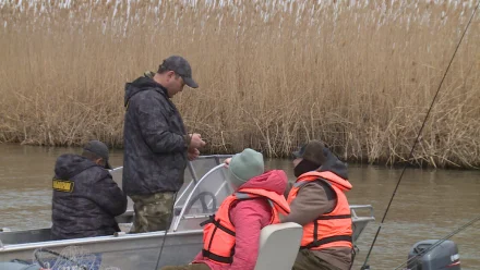 С 10 апреля в Астраханской области будут усиленно контролировать рыбаков