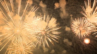 Нужен ли запрет на запуск пиротехники в Астрахани на Новый год