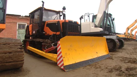 В Астраханскую область поступило 29 единиц новой техники для расчистки водоёмов