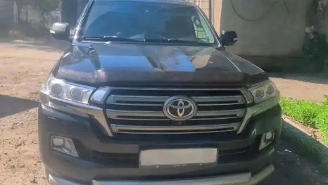 Астраханец выплатил долг в 9 млн рублей, чтобы не потерять автомобиль