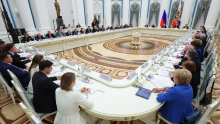 Под председательством Владимира Путина 5 ноября в Кремле прошло заседание Совета при президенте по межнациональным отношениям