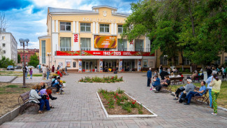 В Астраханской филармонии состоится концерт «Лето в сквере филармонии» 