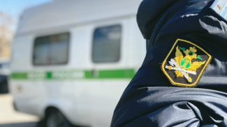 Задолжавшего 1,5 млн рублей по алиментам астраханца сняли с рейсового автобуса