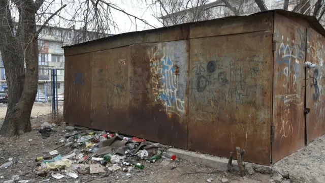 В Астрахани на улице Звёздной вместо гаражей обустроят сквер