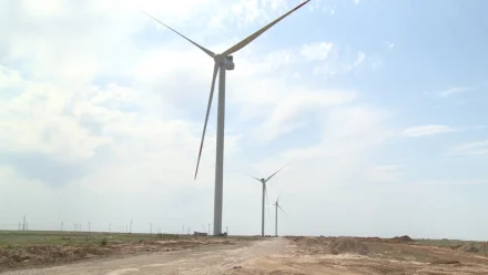 Как проходит строительство ветропарка в Астраханской области