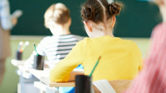 В Астрахани более 131 тысячи детей получили «школьную» выплату