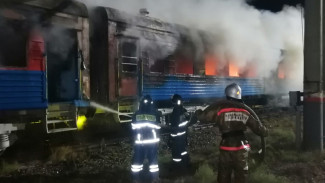 В Астрахани на железнодорожной станции горели вагоны