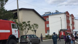 Под Астраханью из школы эвакуировали 75 человек из-за перцового баллончика