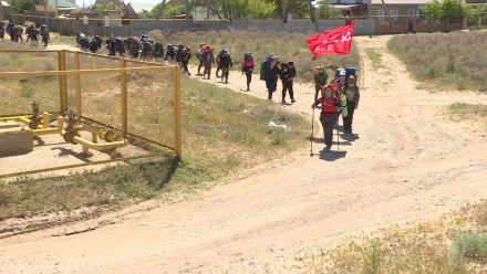 Под Астраханью прошёл пеший поход «Дорога памяти»