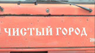 Астраханские коммунальщики ликвидируют последствия ливня