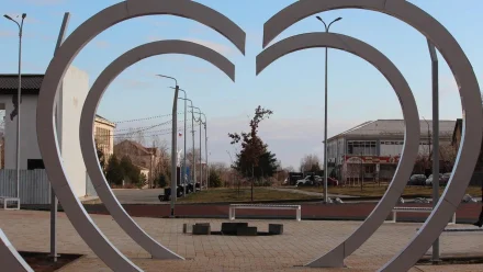 В астраханском селе завершился первый этап благоустройства сквера