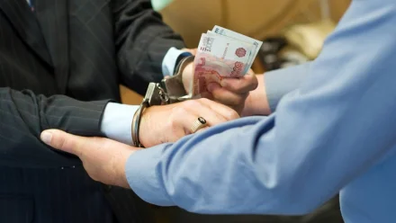 В Астрахани менеджер подозревается в крупном коммерческом подкупе