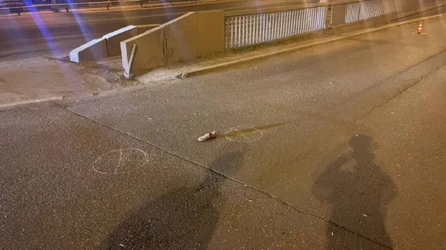 В Астрахани водитель сбил двух пешеходов: один из них скончался