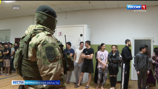 Сотрудники Астраханской полиции выявили 176 правонарушений по вопросам миграции