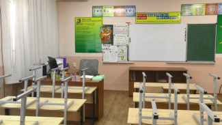 Глава администрации Астрахани оценила готовность школ к учебному году