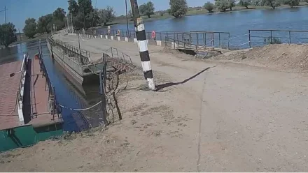 Под Астраханью временно закроют понтонную переправу