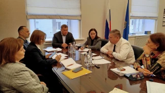 Вице-губернатор Денис Афанасьев ответил на вопросы астраханцев