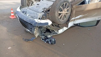 Автомобиль перевернулся под Астраханью