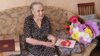 В Астраханской области труженица тыла отмечает 103-летие