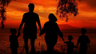 В Астраханской области повысились пособия семьям с детьми и беременным