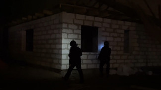 В Астрахани весь состав гарнизона полиции ищет сбежавшего преступника