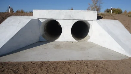К декабрю построят водопропускные сооружения в Астраханской области 