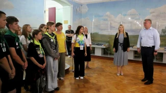 Игорь Бабушкин встретился с детьми из ЛНР, которые находятся на отдыхе в Астрахани