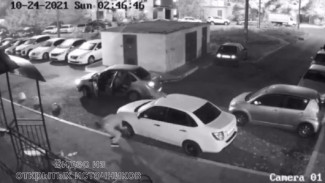 В Астрахани двух студентов задержали за кражи колёсных колпаков 