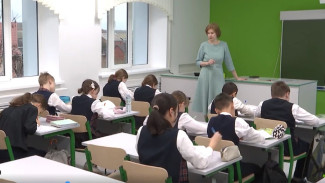 В астраханских школах наблюдается нехватка молодых специалистов