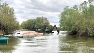 На расчистку водных объектов Астраханской области выделят 2 млрд рублей
