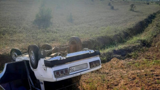 Под Астраханью 34-летний мужчина погиб в ДТП по дороге на кладбище