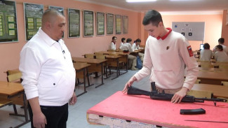  Астраханский ветеран СВО проводит уроки мужества для школьников