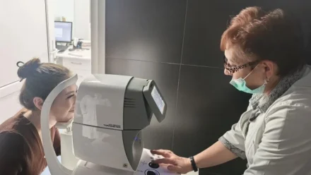 В астраханские медучреждения поступило 10 новейших аппаратов диагностики болезней глаз