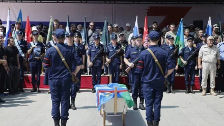 Под Астраханью проводили в последний путь погибшего в спецоперации земляка