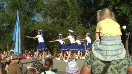 В Астрахани начало летних каникул отметили фестивалем-концертом 