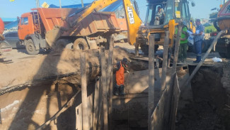 В Астрахани аварию на сети водопровода в 6 мкр. планируют устранить сегодня