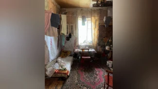 В Астрахани мужчина организовал наркопритон в квартире