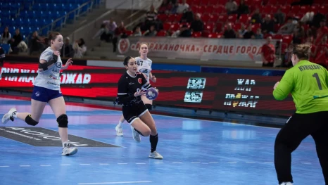 «Астраханочка» уступил дома тольяттинской «Ладе»