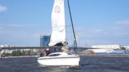 В Астрахани прошла парусная регата, посвящённая Дню России